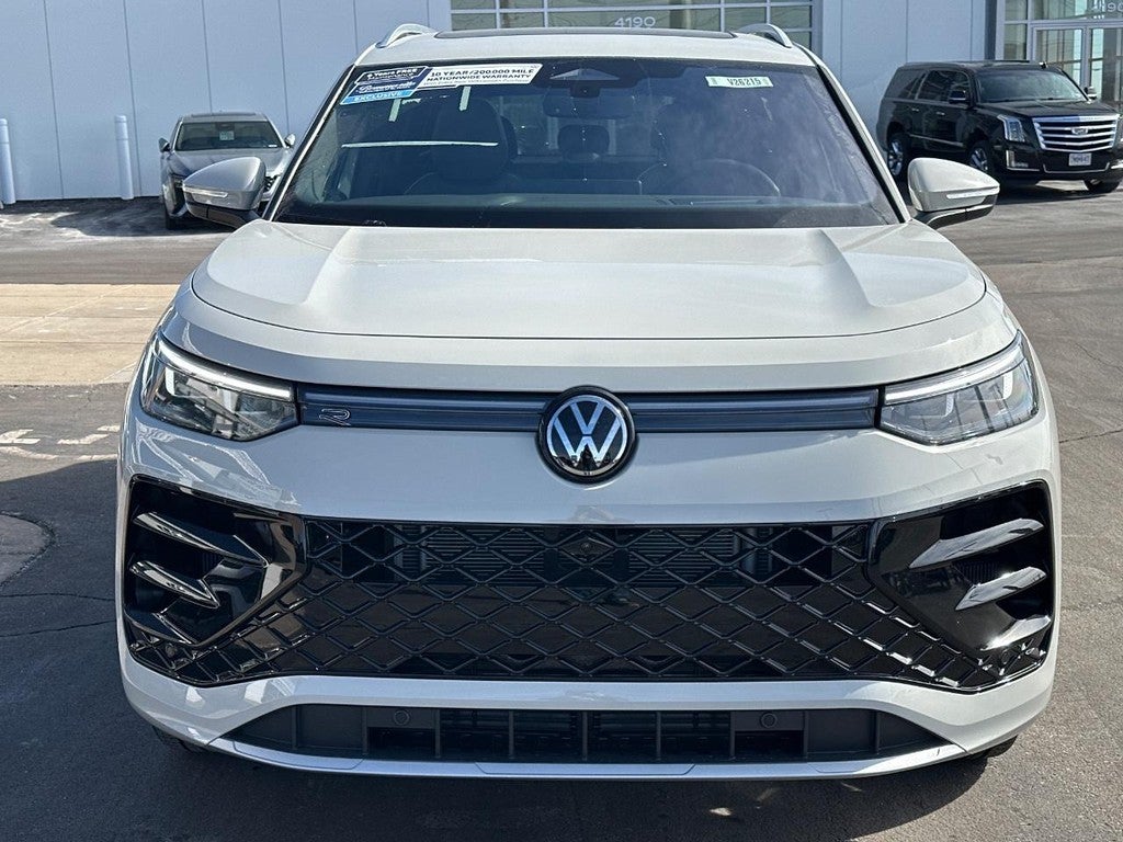 2026 Volkswagen Tiguan 2.0T SEL R-Line Turbo 4MOTION