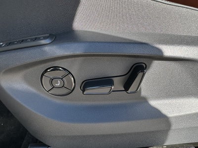 2026 Volkswagen Tiguan 2.0T SEL R-Line Turbo 4MOTION