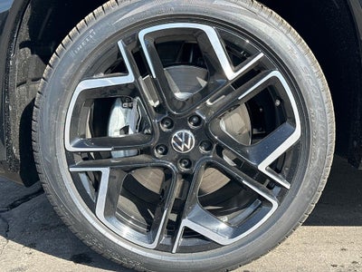 2026 Volkswagen Tiguan 2.0T SEL R-Line Turbo 4MOTION