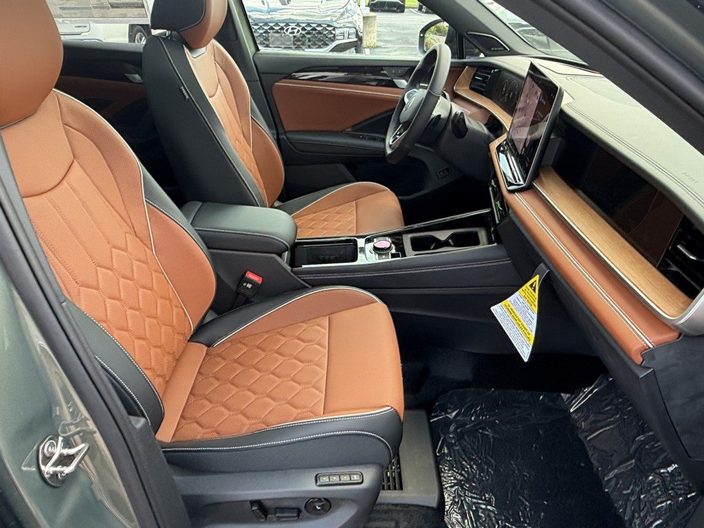2026 Volkswagen Tiguan 2.0T SEL R-Line Turbo 4MOTION