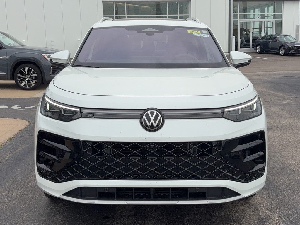 2026 Volkswagen Tiguan 2.0T SEL R-Line Turbo 4MOTION