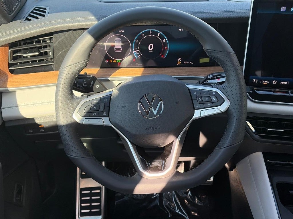 2026 Volkswagen Tiguan 2.0T SEL R-Line Turbo 4MOTION