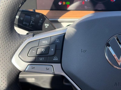 2026 Volkswagen Tiguan 2.0T SEL R-Line Turbo 4MOTION