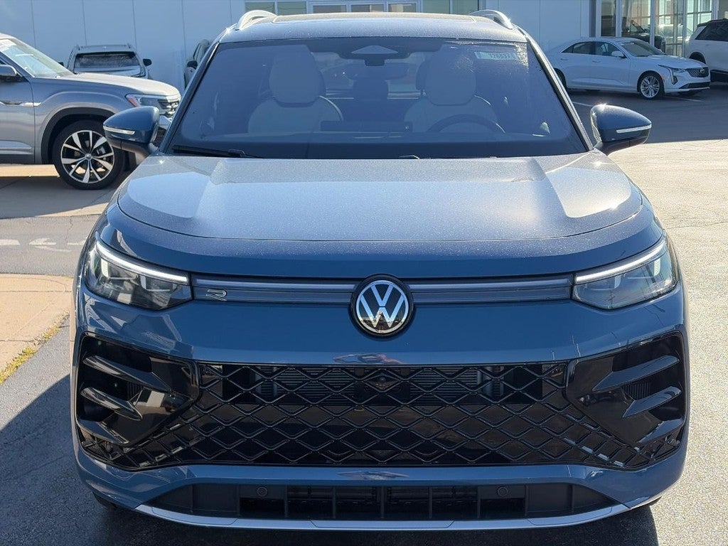 2026 Volkswagen Tiguan 2.0T SEL R-Line Turbo 4MOTION