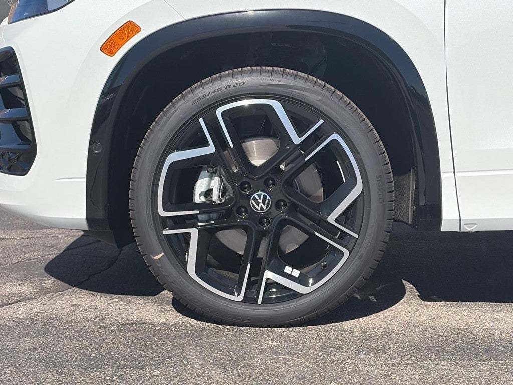 2026 Volkswagen Tiguan 2.0T SEL R-Line Turbo 4MOTION