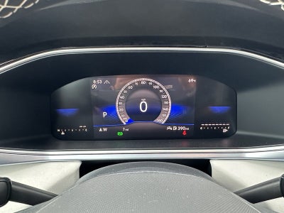 2025 Volkswagen Taos SE 4MOTION