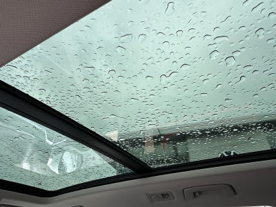 2025 Volkswagen Taos SE 4MOTION