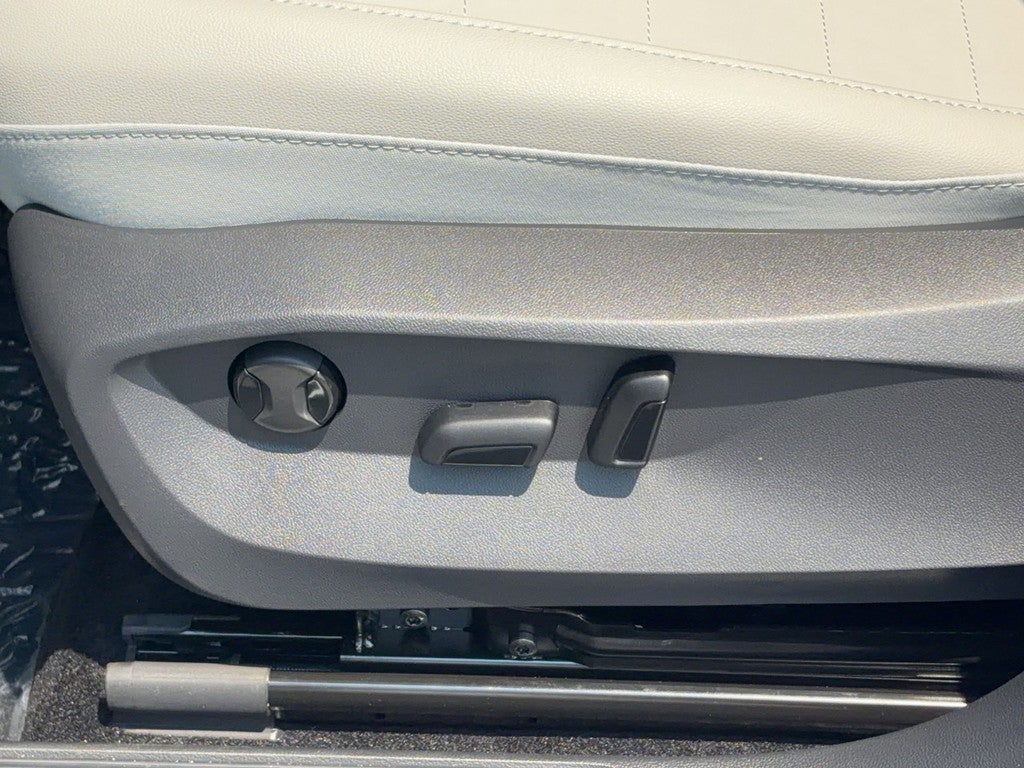2026 Volkswagen Taos SE 4MOTION