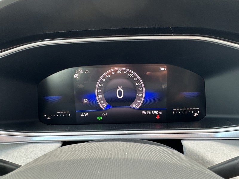 2025 Volkswagen Taos SE 4MOTION