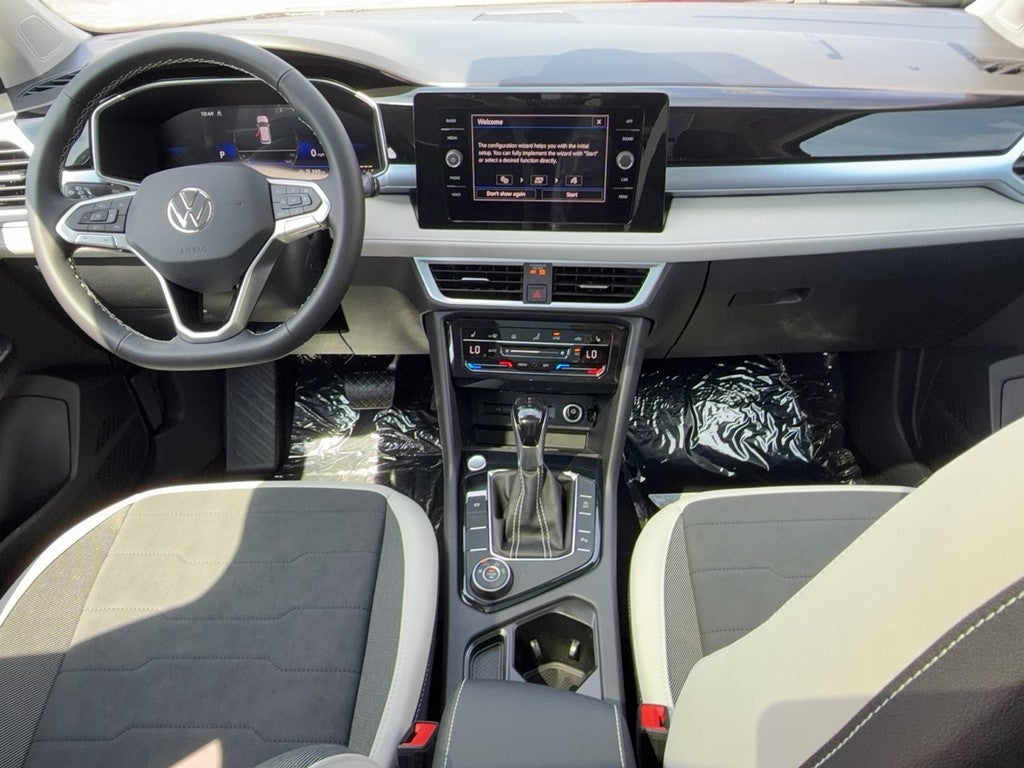 2026 Volkswagen Taos SE 4MOTION