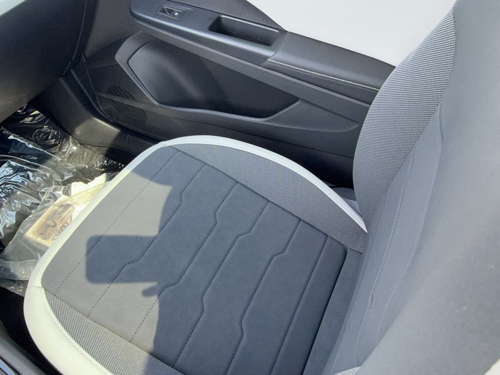 2026 Volkswagen Taos SE 4MOTION