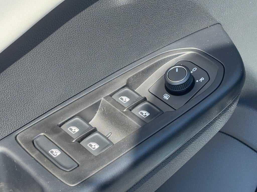 2026 Volkswagen Taos SE 4MOTION