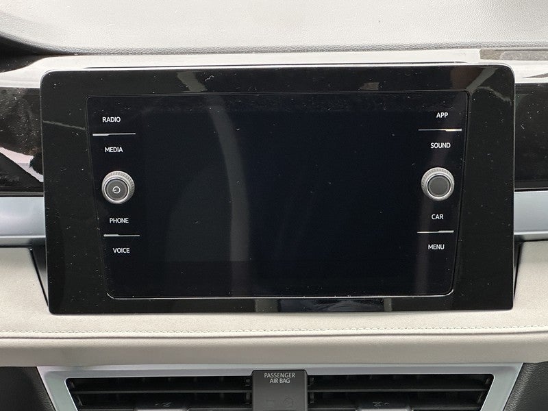 2025 Volkswagen Taos SE 4MOTION