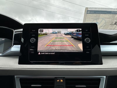 2025 Volkswagen Taos SE 4MOTION