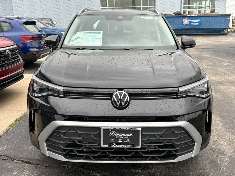 2025 Volkswagen Taos SE 4MOTION