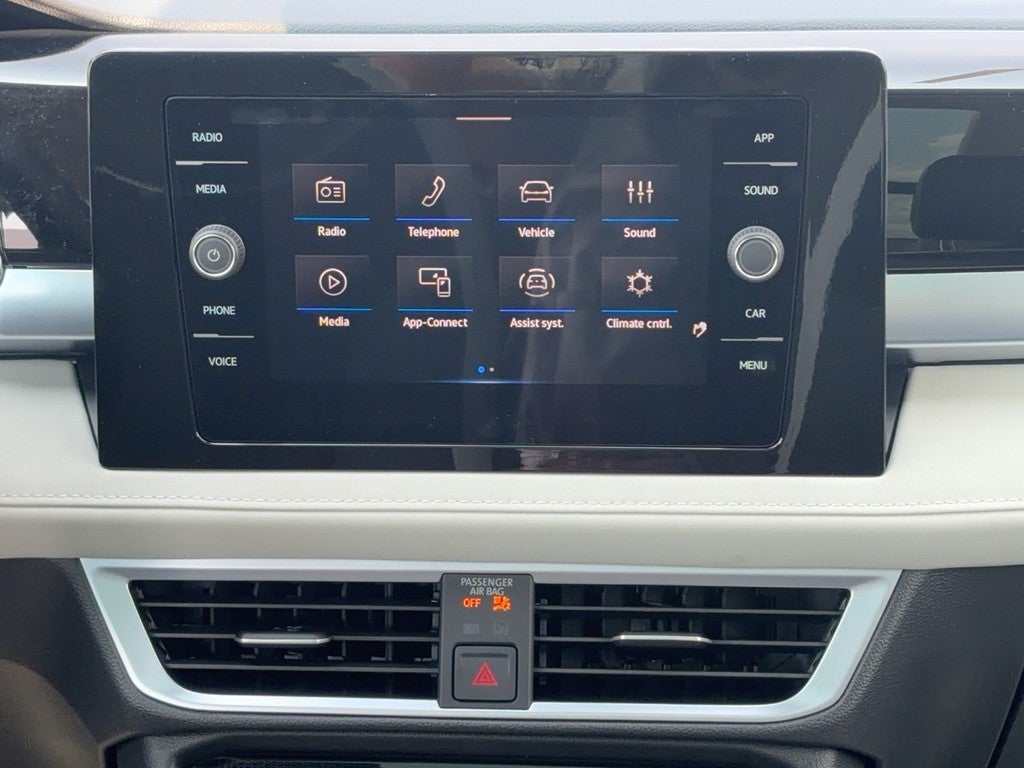 2026 Volkswagen Taos SE 4MOTION