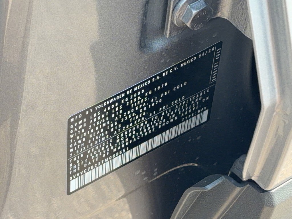 2026 Volkswagen Taos SE 4MOTION