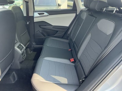 2026 Volkswagen Taos SE 4MOTION