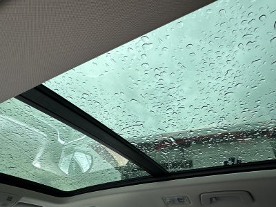 2025 Volkswagen Taos SE 4MOTION