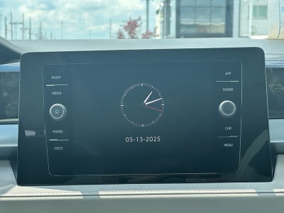 2025 Volkswagen Taos SE 4MOTION