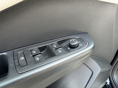 2025 Volkswagen Taos SE 4MOTION