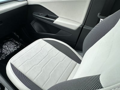 2025 Volkswagen Taos SE 4MOTION