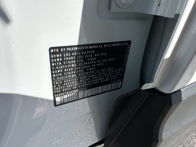 2025 Volkswagen Taos SE 4MOTION