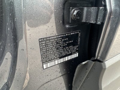 2025 Volkswagen Taos SE 4MOTION