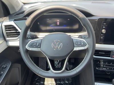 2026 Volkswagen Taos SE 4MOTION