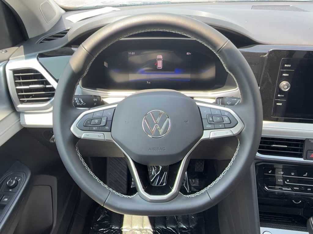 2026 Volkswagen Taos SE 4MOTION