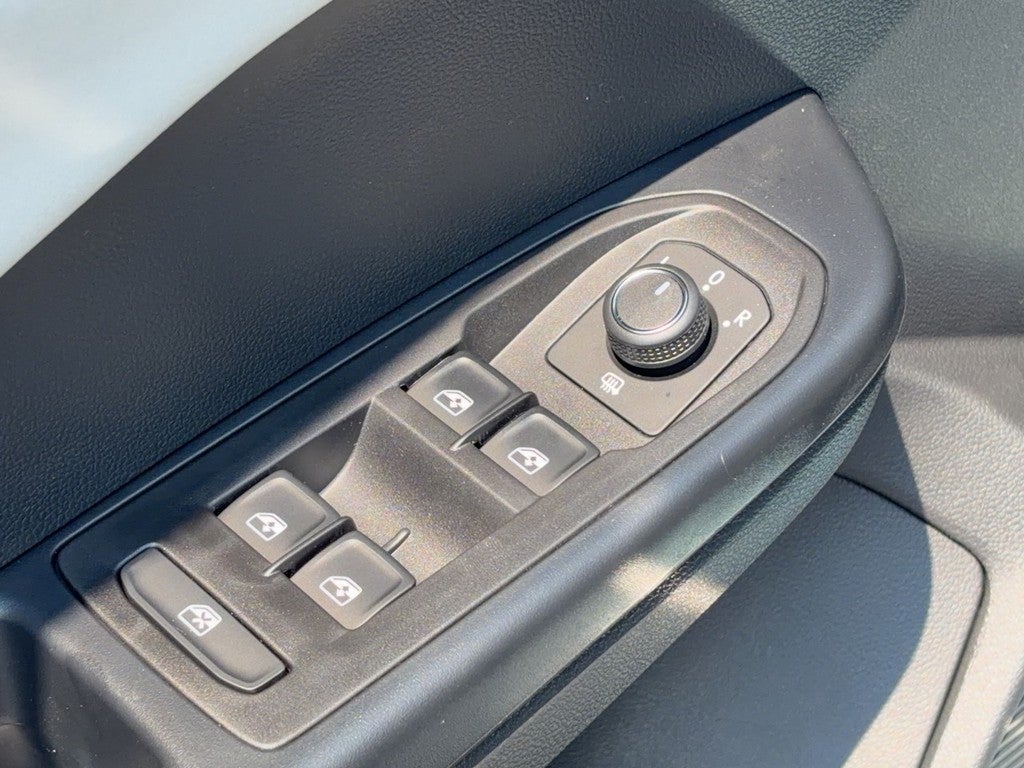 2026 Volkswagen Taos SE 4MOTION