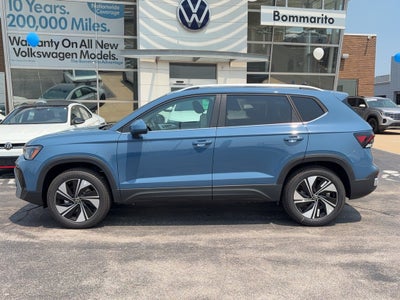 2026 Volkswagen Taos SE 4MOTION