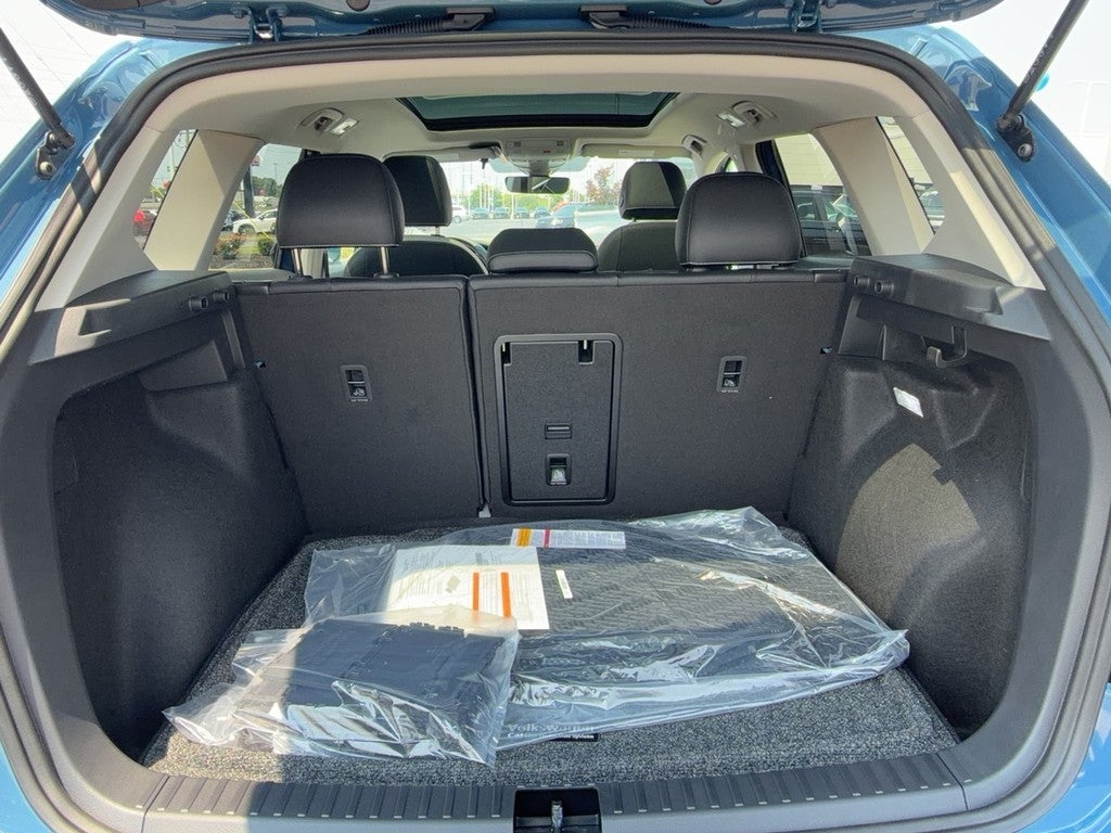 2026 Volkswagen Taos SE 4MOTION
