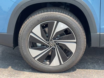 2026 Volkswagen Taos SE 4MOTION