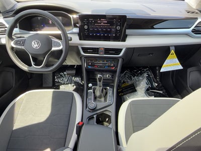 2026 Volkswagen Taos SE 4MOTION