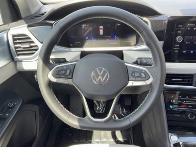 2026 Volkswagen Taos SE 4MOTION