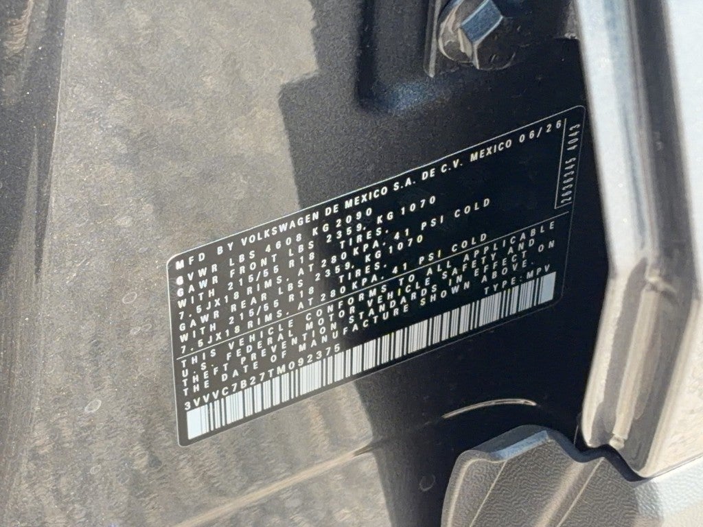 2026 Volkswagen Taos SE 4MOTION