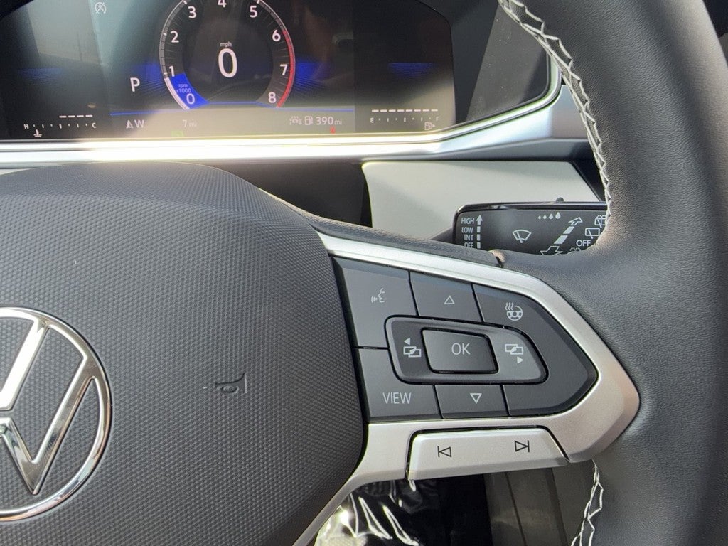 2026 Volkswagen Taos SE 4MOTION