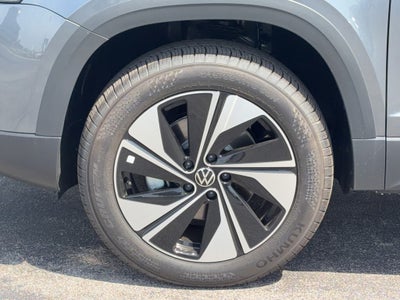 2026 Volkswagen Taos SE 4MOTION