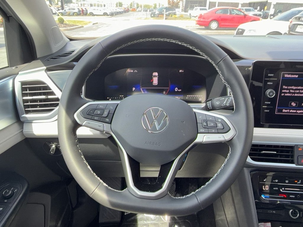 2026 Volkswagen Taos SE 4MOTION
