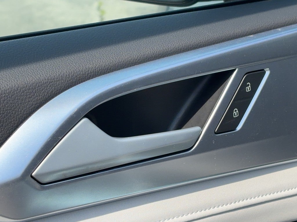 2026 Volkswagen Taos SE 4MOTION
