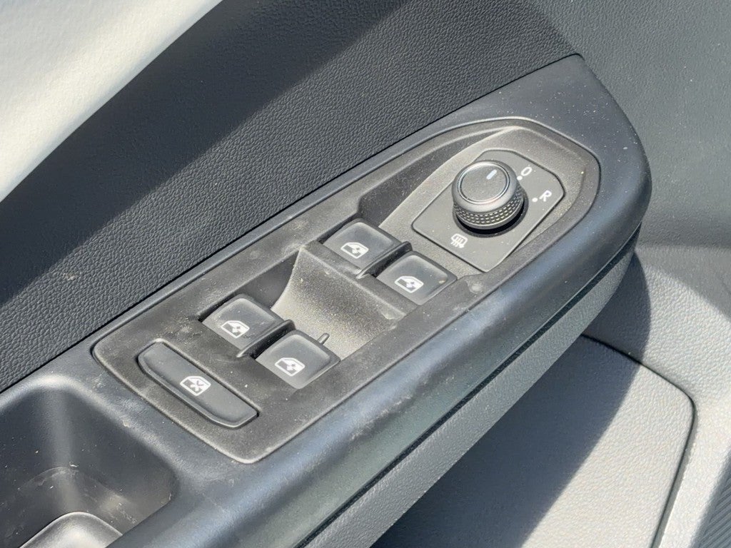 2026 Volkswagen Taos SE 4MOTION