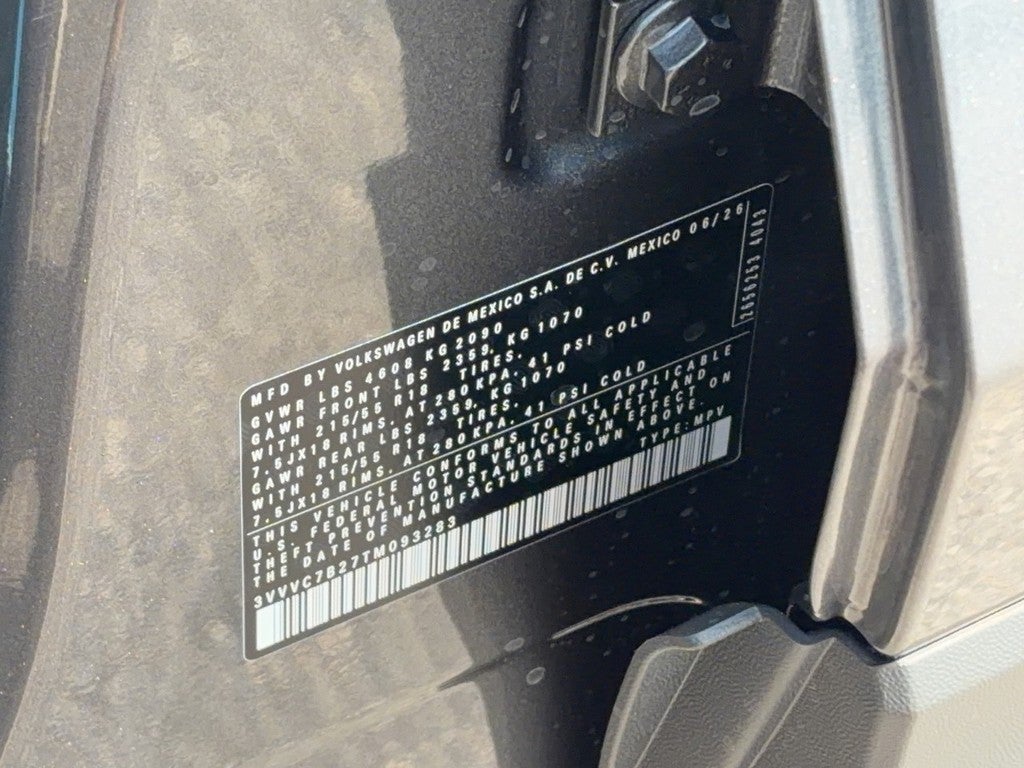2026 Volkswagen Taos SE 4MOTION