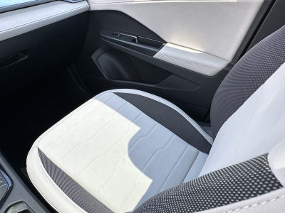 2025 Volkswagen Taos SE 4MOTION