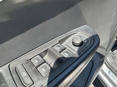 2025 Volkswagen Taos SE 4MOTION