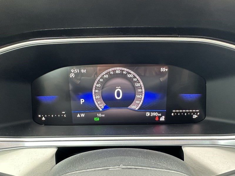 2025 Volkswagen Taos SE 4MOTION