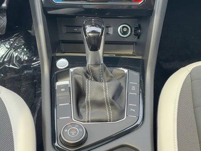 2026 Volkswagen Taos SE 4MOTION