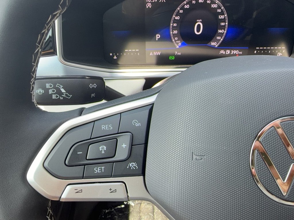 2026 Volkswagen Taos SE 4MOTION