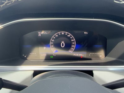 2026 Volkswagen Taos SE 4MOTION