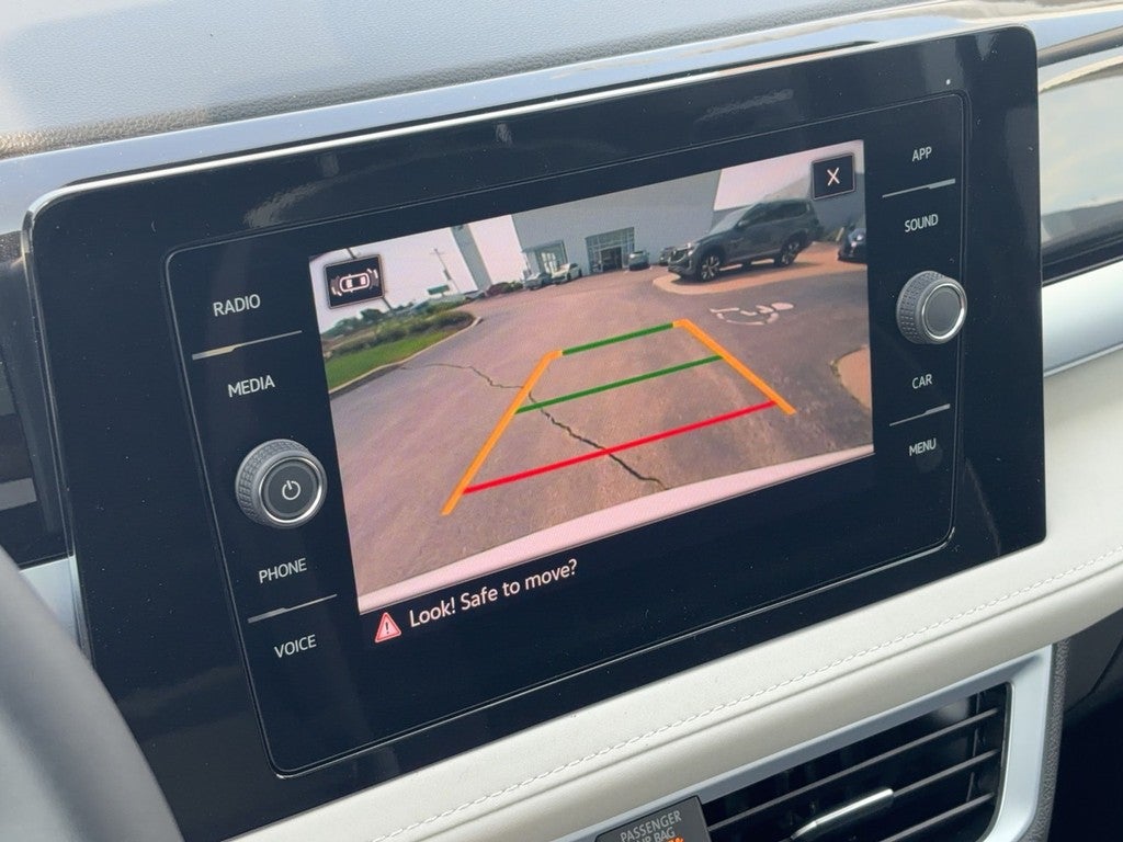 2026 Volkswagen Taos SE 4MOTION